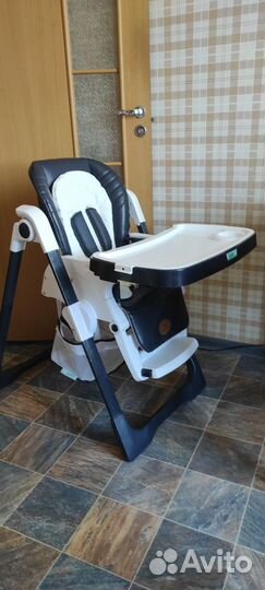 Стульчик для кормления Acarento Biscotti