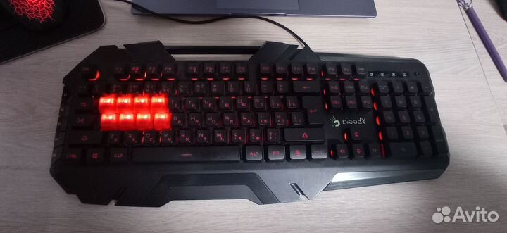 Игровая клавиатура bloody B3590R