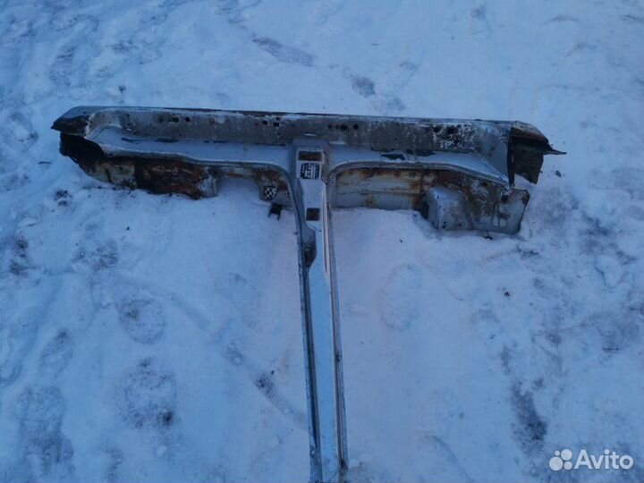 Центральная стойка кузова правая УАЗ Патриот 409