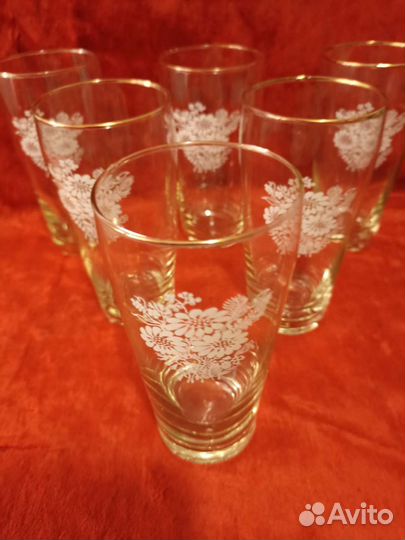 Фужеры, стаканы, графин