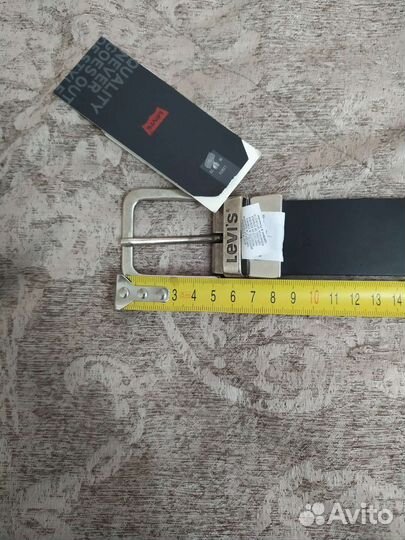Мужской кожаный ремень Levis