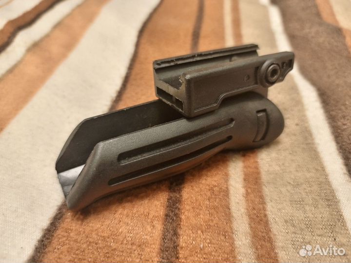 Тактическая рукоять, складная