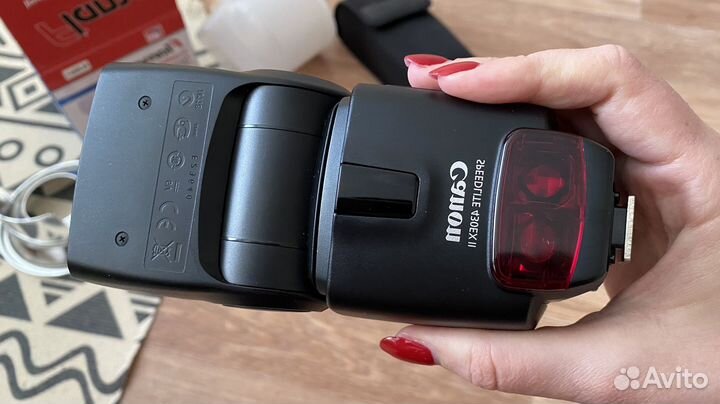 Вспышка Canon Speedlite 580EX II