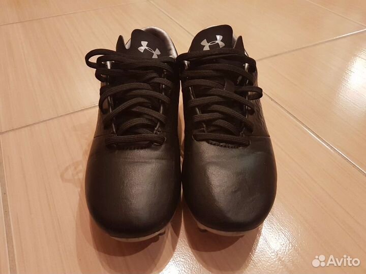 Футбольные бутсы 35 размер under armour