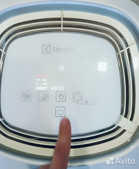 Мойка воздуха/увлажнитель воздуха Electrolux