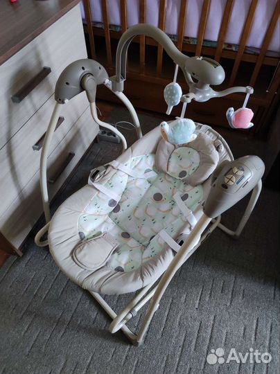 Электронные качели + шезлонг Baby care