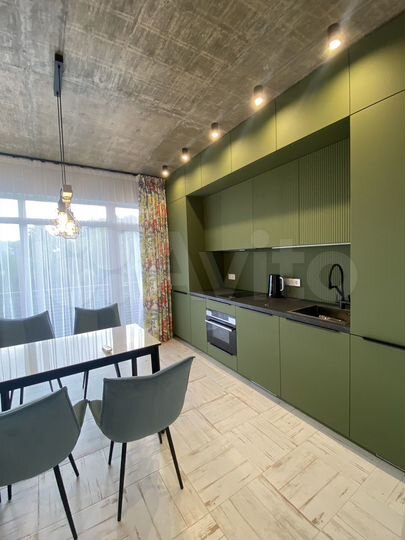 2-к. квартира, 90 м², 3/3 эт.