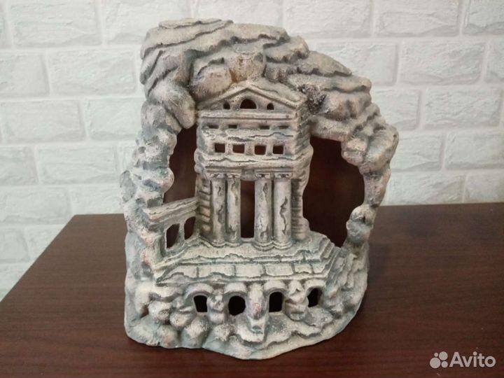 Грот для аквариума