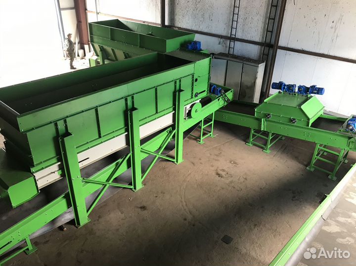 Бункер питатель