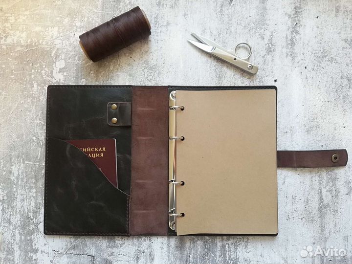 Ежедневник кожаный А5 на кольцах, в подарок