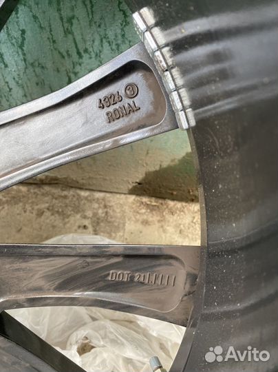 Колеса оригинал R22 BMW X7 G07 758i individual