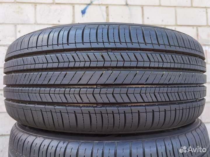 Kumho Solus TA71 215/55 R16 97V