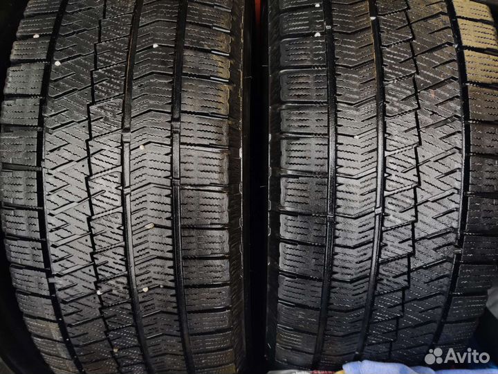 Bridgestone Blizzak Ice 205/55 R16