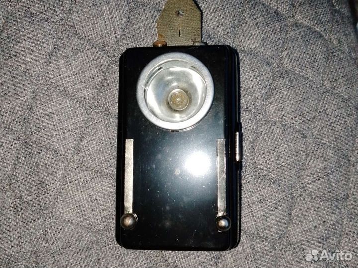 Фонарик трехцветный