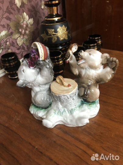 Фарфоровая чернильница