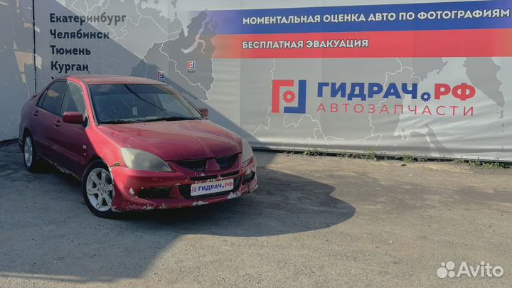 Кулак поворотный передний левый Mitsubishi Lancer 9 (CS) MR491321