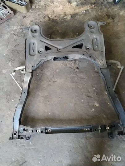 Подрамник Opel Mokka