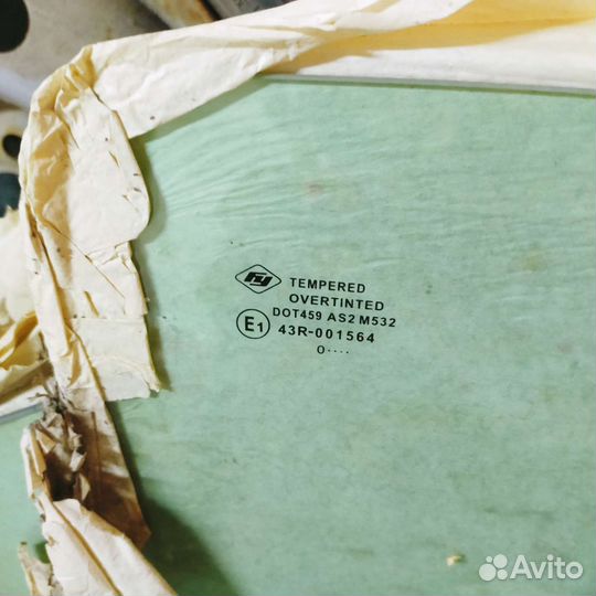 Стекло на ваз 2110 переднее правое