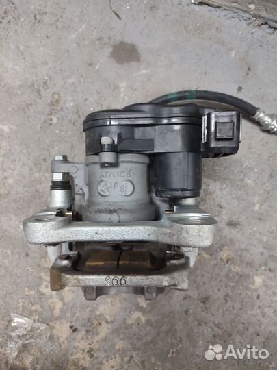 Суппорт задний левый