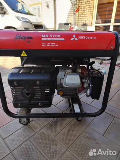 Бензиновый генератор powered BY mitsubishi MS 5700