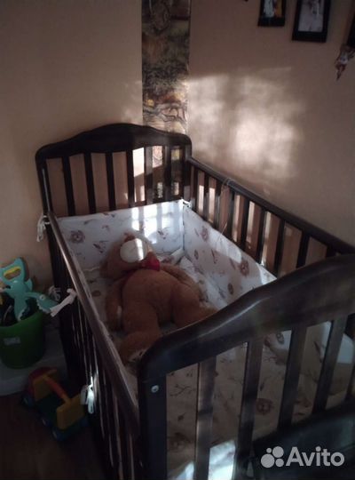 Детская кроватка