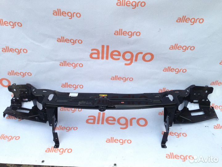 Volvo XC90 телевизор