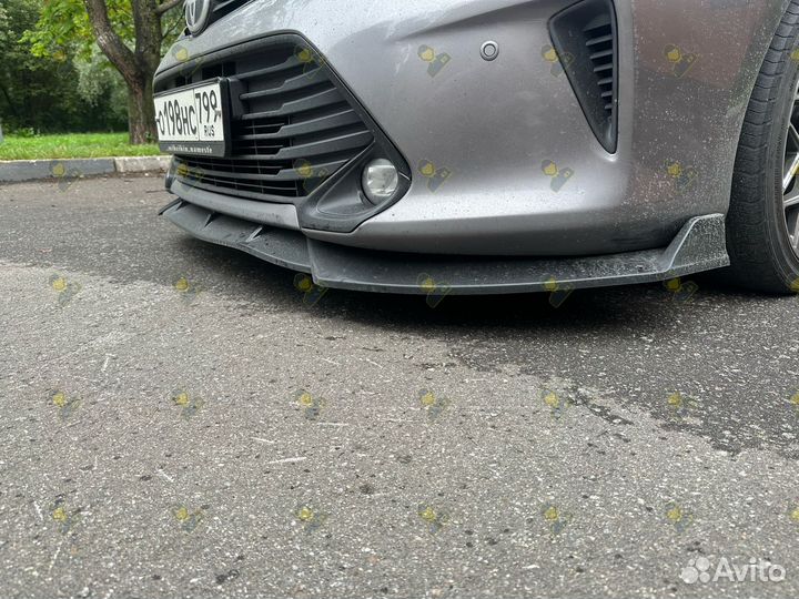 Сплиттер тойота Камри 55