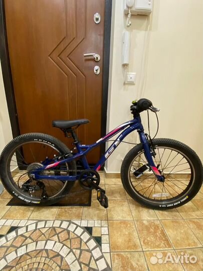 Велосипед GT подростковый 20 дюймов