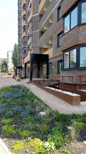 1-к. квартира, 42 м², 15/19 эт.