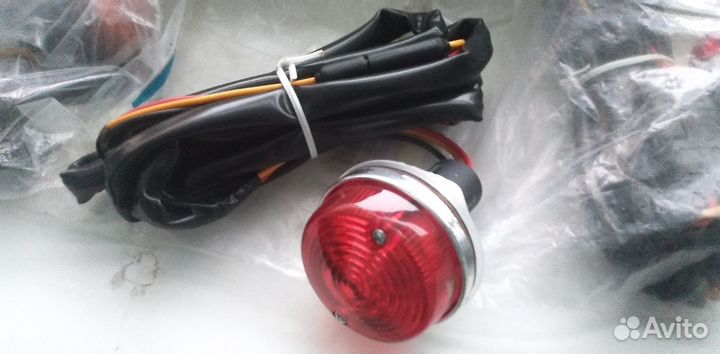 Новый оригинальный поворотник Yamaha Daelim