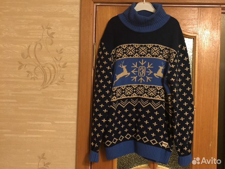 Свитер новый
