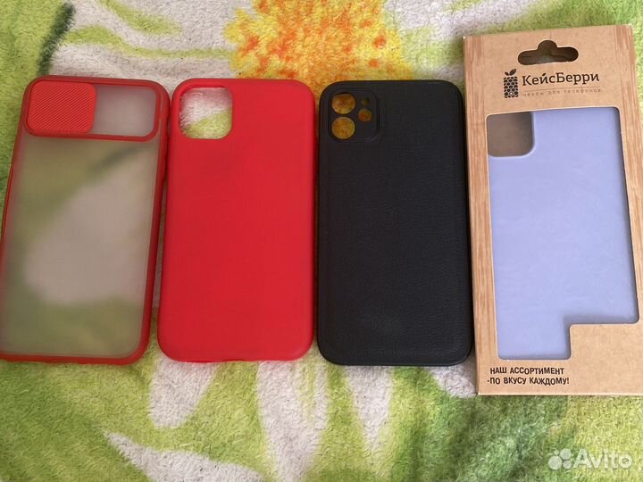 Чехлы на iPhone 11