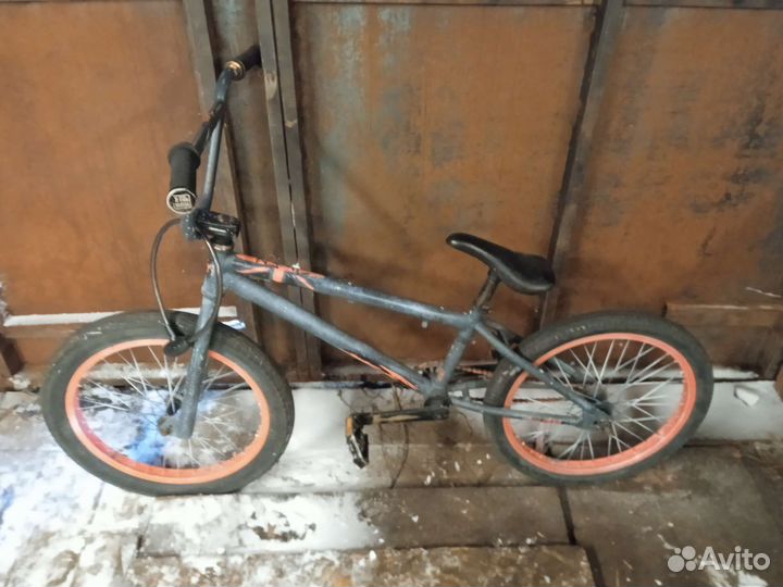 Трюковой велосипед bmx