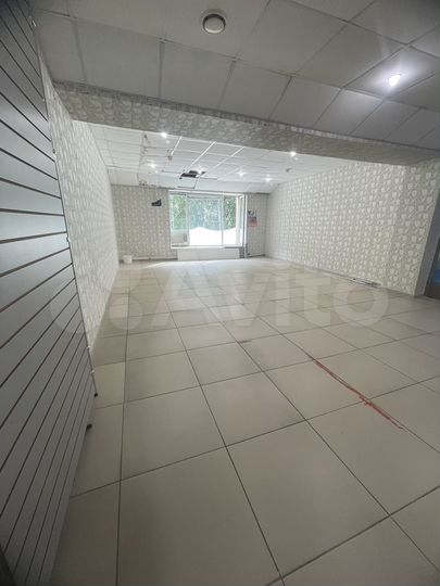 Торговая площадь, 54 м²