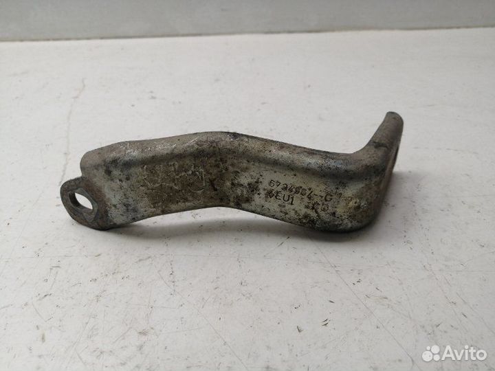 Кронштейн Renault Sandero 2014