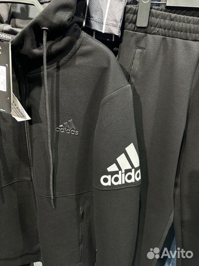 Спортивный костюм Adidas