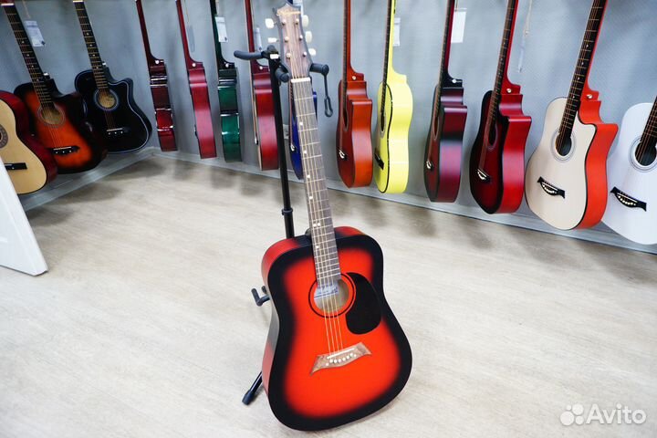 Акустическая гитара (новая)