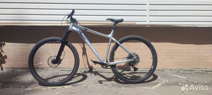 Велосипед Stinger Zeta Evo 29