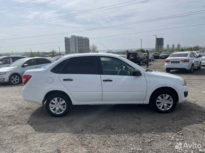 LADA Granta 1.6 МТ, 2017, 140 100 км