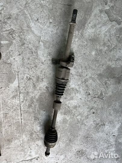 Привод передний правый Renault Duster 1.6