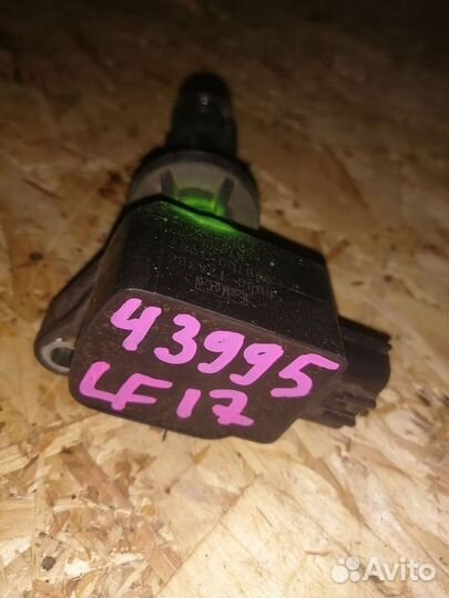 Катушка зажигания Mazda 2.0 LF17