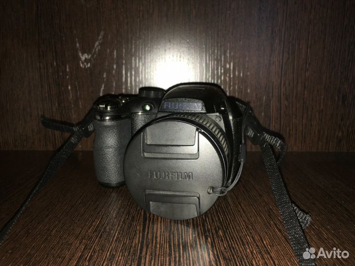 FujiFilm FinePix S4000