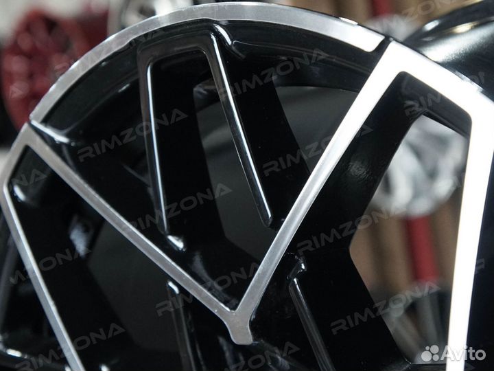 Литые диски R20 на BMW. Арт3024