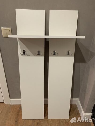 Вешалка настеная. Новая