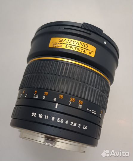 Объектив Samyang 85mm F 1,4 для Canon б/у