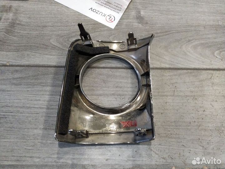 Накладка птф Лексус LX570 левая оригинал 12-15