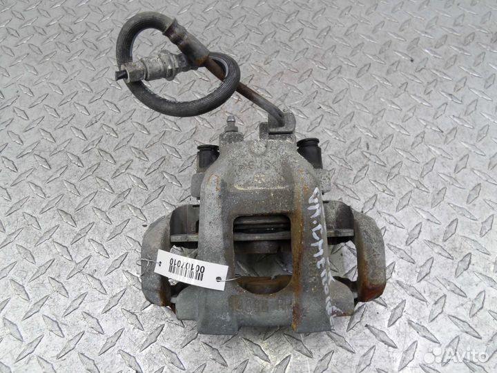 Суппорт задний правый Jeep Grand Cherokee 4 (WK2)