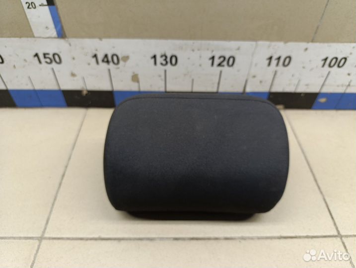 Подголовник VW Jetta 2011