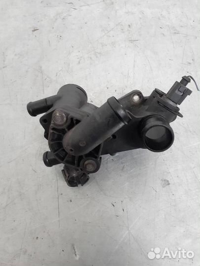 Термостат Volkswagen Polo 4 рест. 2008 32121111