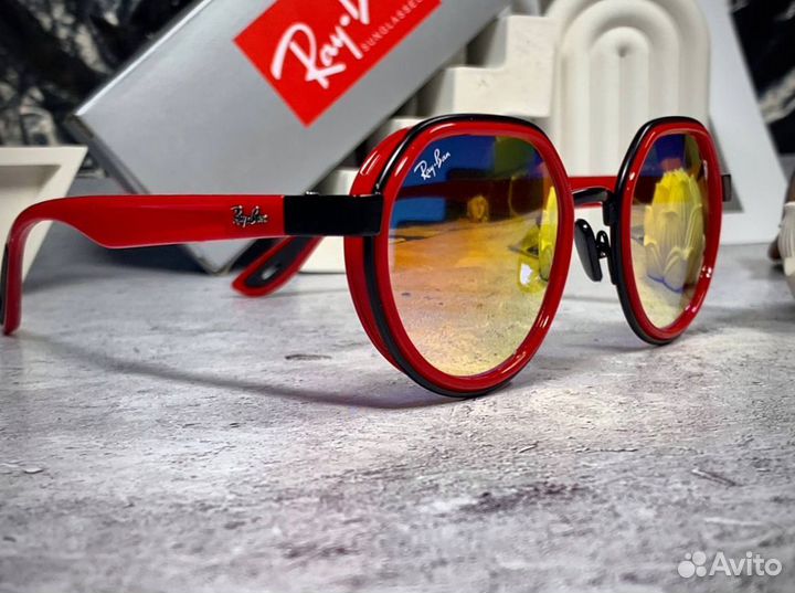 Очки Ray Ban Ferrari красный градиент